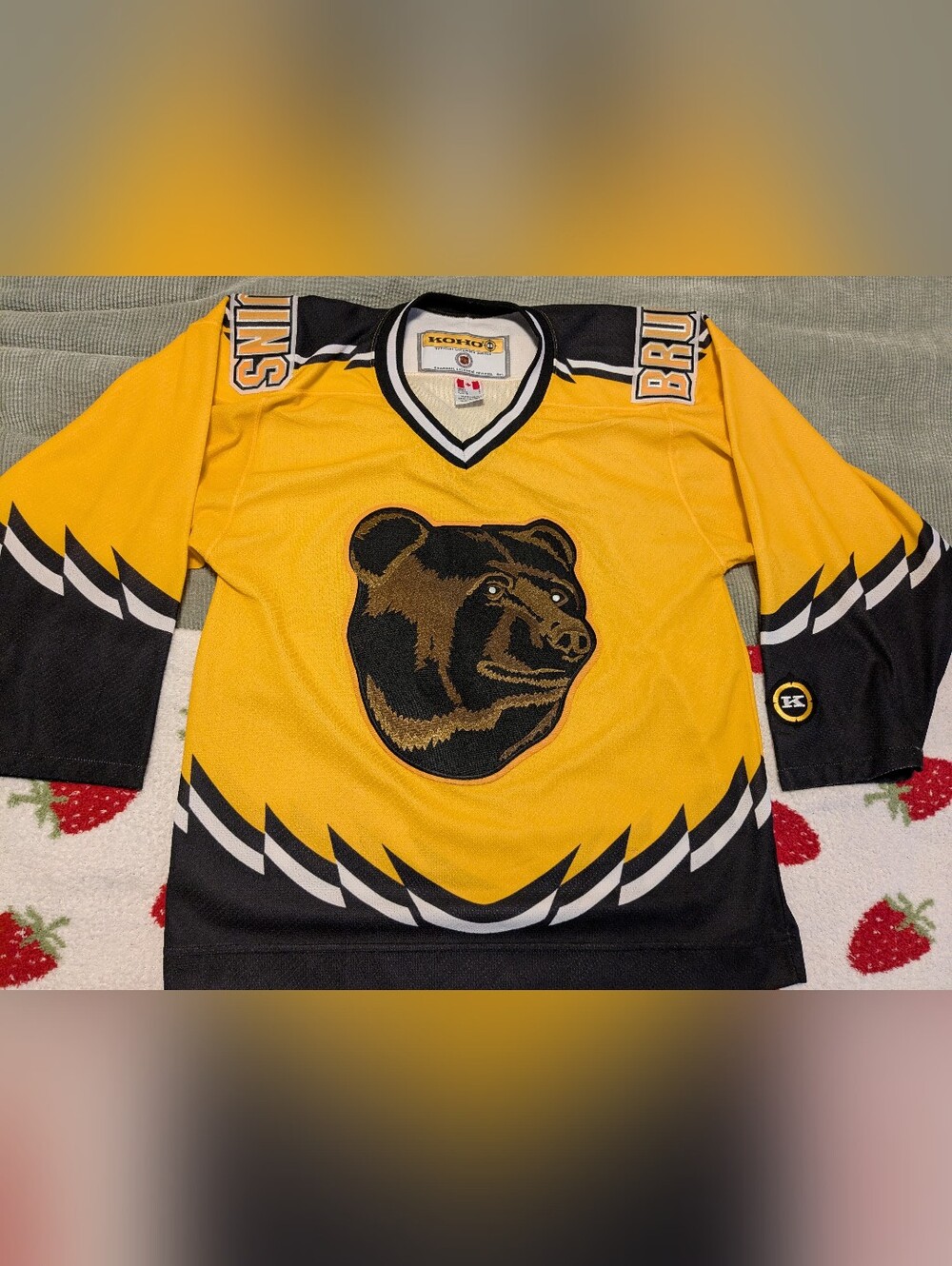 Boston Bruins Koho Vintage Bear Emblem Jersey